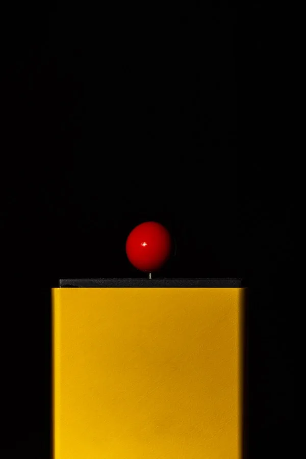 studio-black-01
